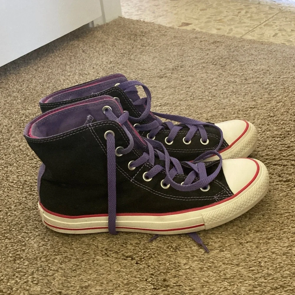 Black and Purple High-Top Converse - Picture 7 of 7